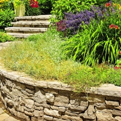 Как поднять участок: правильно отсыпать и распланировать